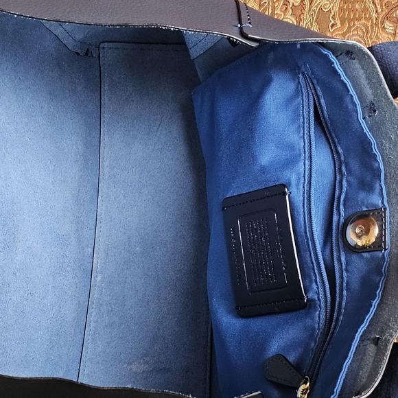 Coach Derby Navy Blue Soft Pebbled Leather Tote Bag - Picture 12 of 14